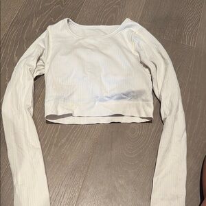 Lululemon Cream Long Sleeve Crop Top size 4